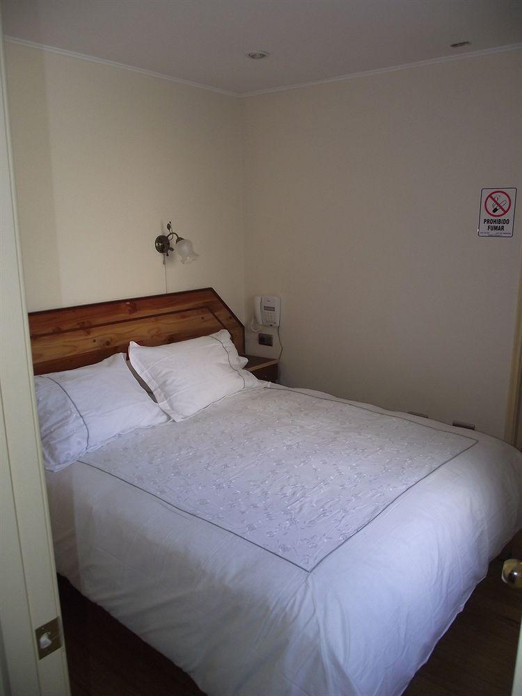 Hotel Sauken Santiago Buitenkant foto